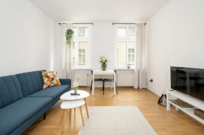 Bright & Comfortable Apartment Garbary 35 Poznań Old Town by Noclegi Renters